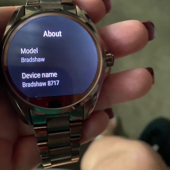 Mk access Bradshaw smart watch - Picture 2 of 4